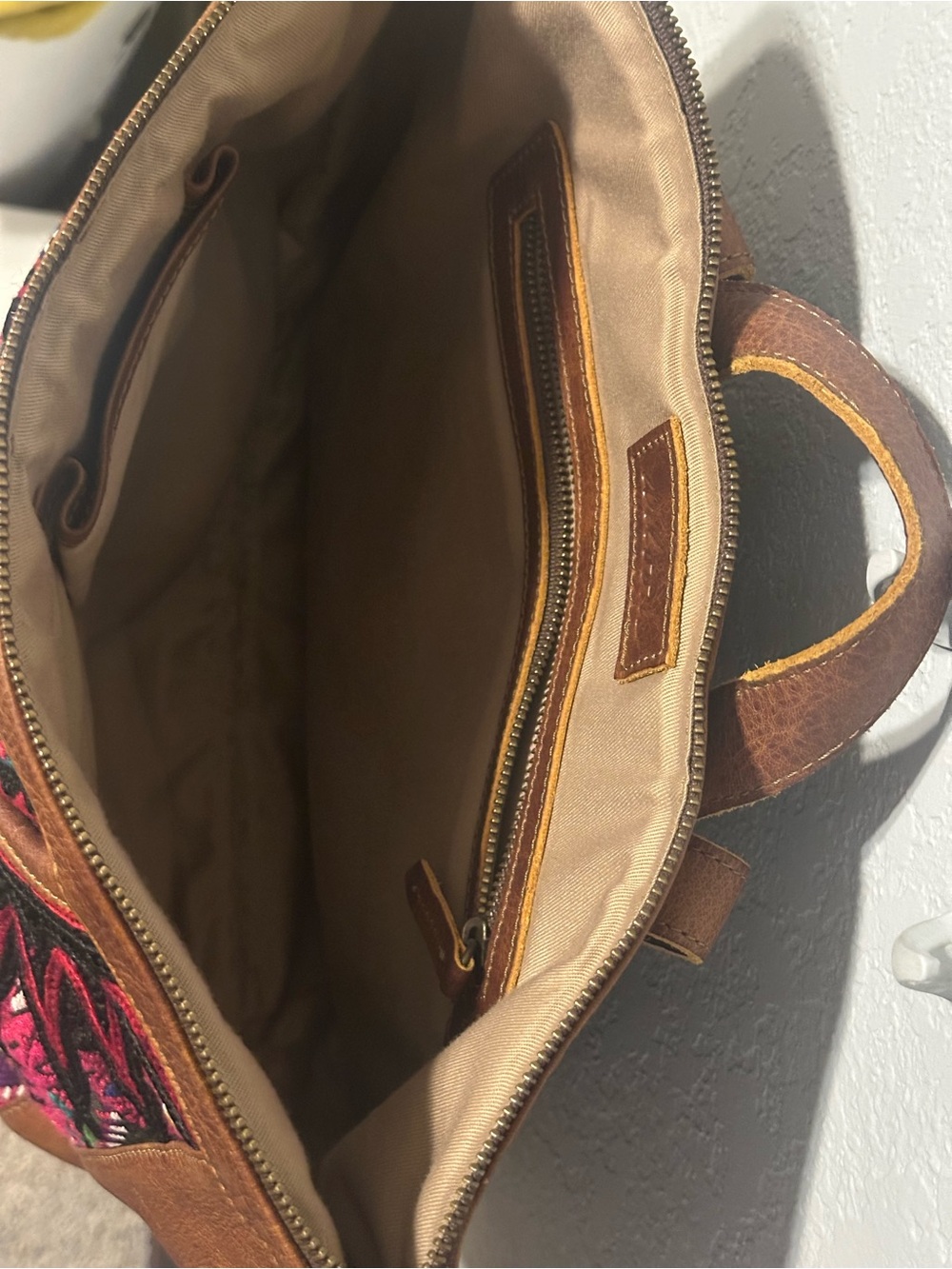 Arloom Brown Leather Backpack with Multicolor Embroidered Front - Picture 4 of 7